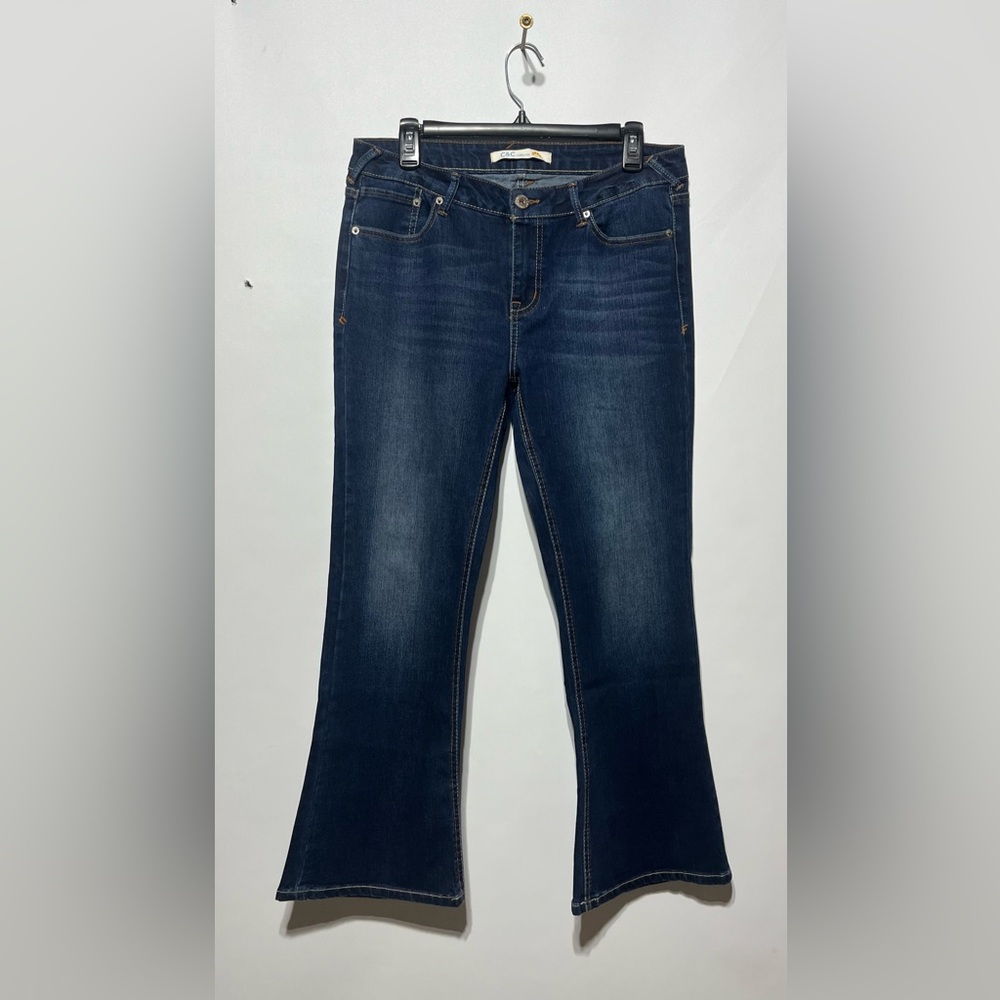 C&C California Bootcut Jeans Size 10 Length 27”